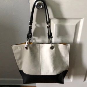 Black and white reversible (yellow) Calvin Klein satchel, like new